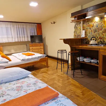 因大罗客房酒店